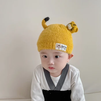 2022 Yeni Güney Koreli Bebek Şapka Erkek Bebek Kız Sonbahar ve Kış çocuk Sıcak Yün Şapka Sevimli Süper Sevimli Örgü Moda V