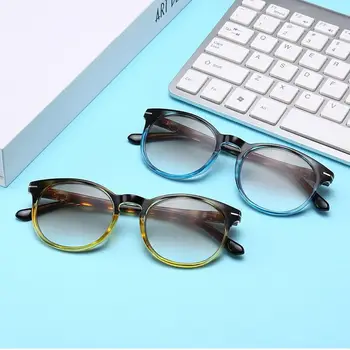 Moda kademeli çay dilimleri çerçeve göz koruması Anti-mavi ışık okuma gözlüğü Ultra hafif gözlük