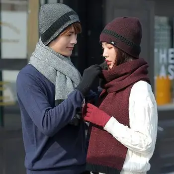Kış Erkek ve Kadın Kore Moda Şapka Sıcak Elbise Noel Hediyesi Üç Adet Çift Gençlik Ayarlayın Eldiven Atkı 